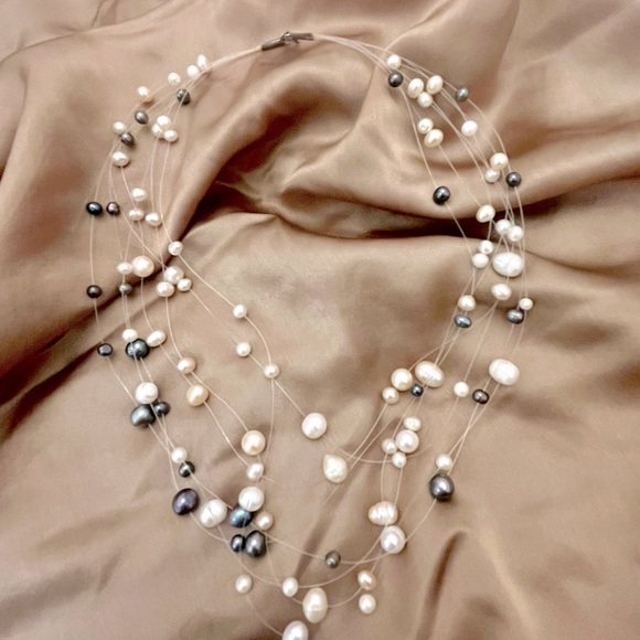 7 Strand freshwater pearl choker - Picture 2 of 4